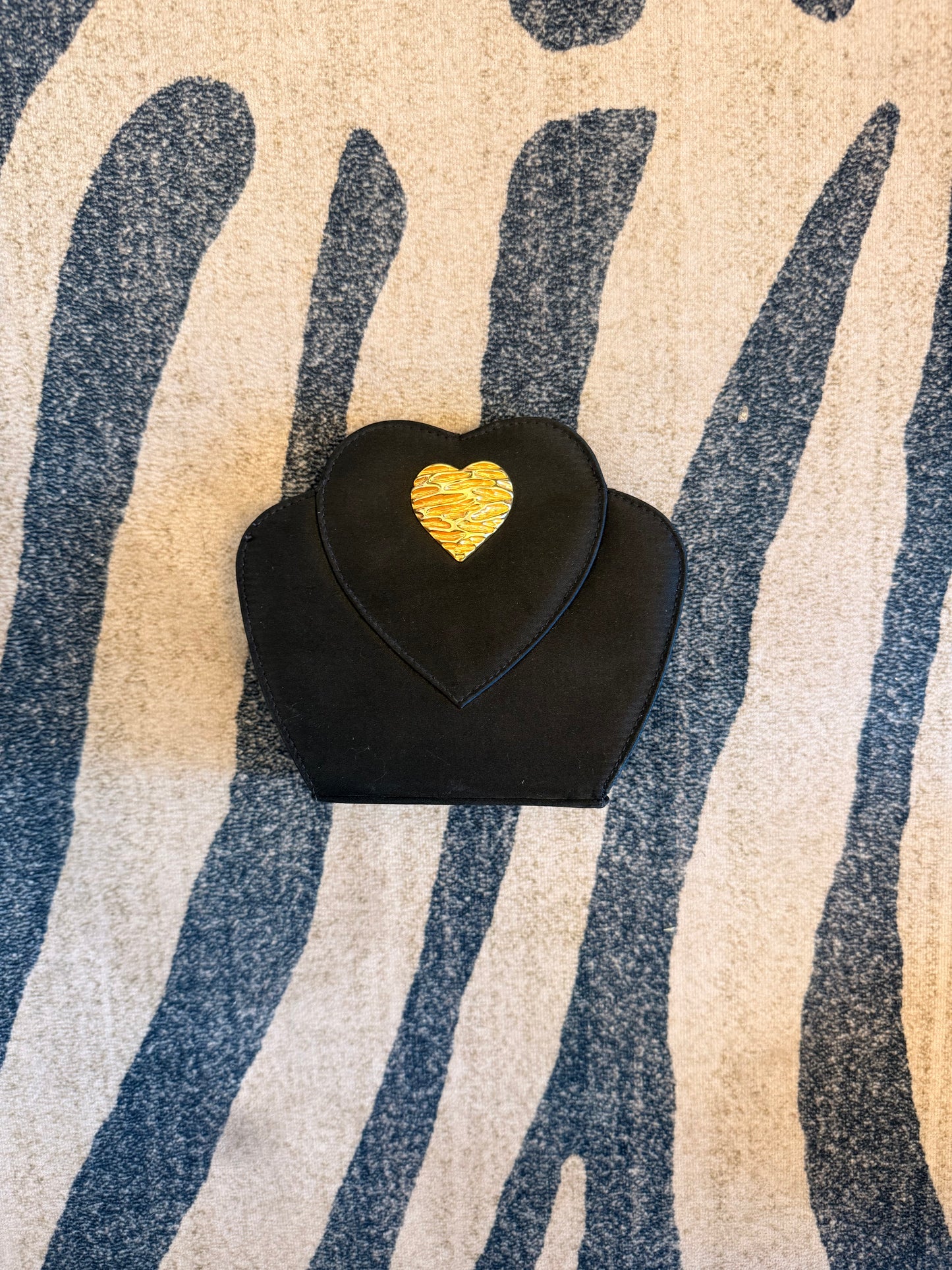 90s Gold Heart Clutch